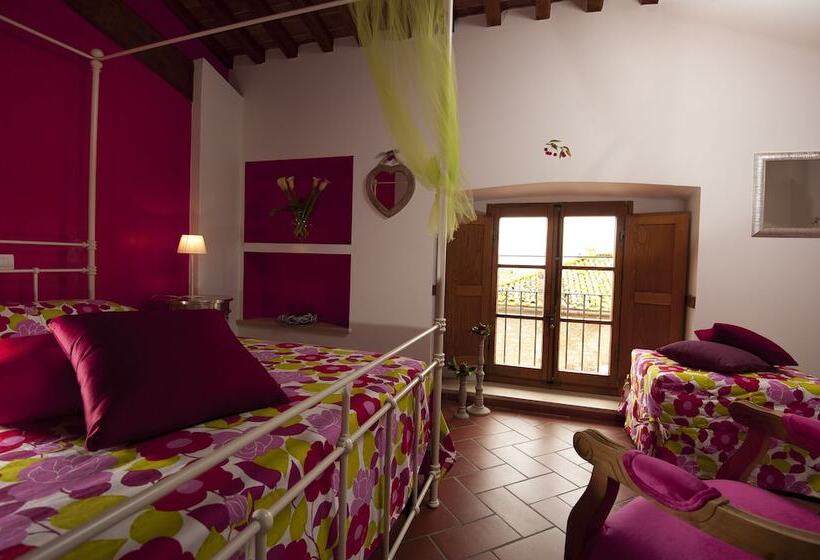 חדר סטנדרט לשלושה, Antico Granaione