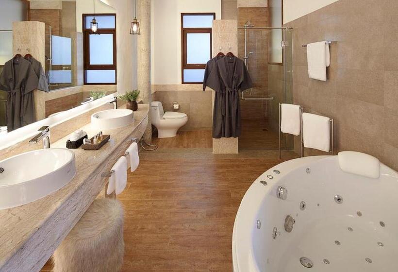 סוויטה עם נוף, Boribot Pool Resort