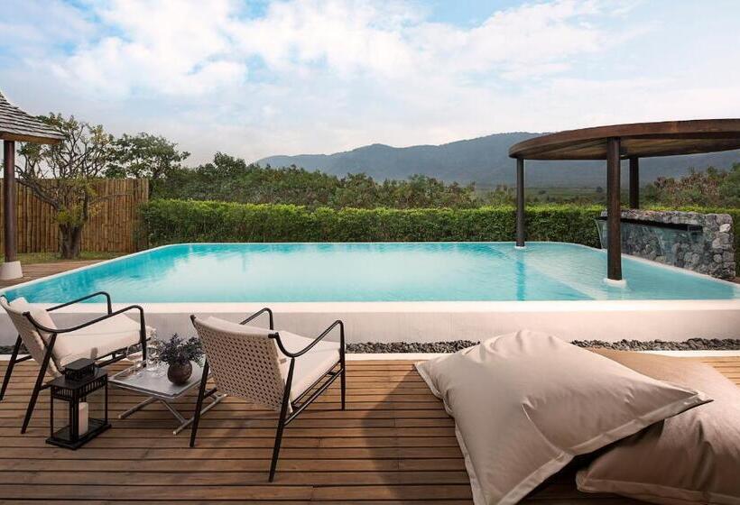 Вилла с 1 спальней и бассейном, Boribot Pool Resort
