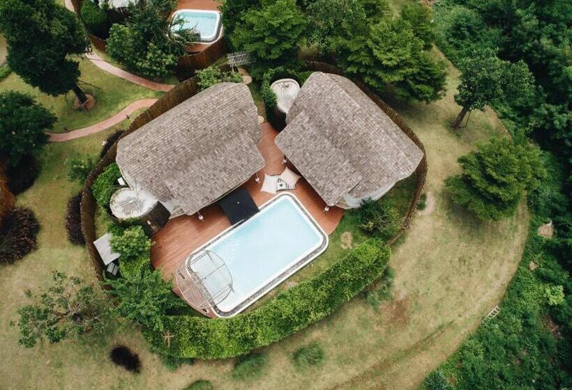 וילה עם חדר שינה אחד ובריכת שחיה, Boribot Pool Resort