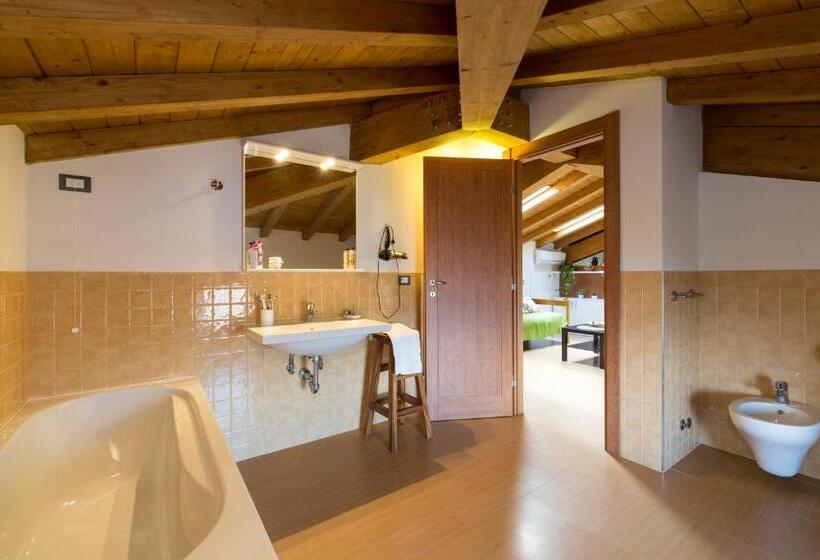 اتاق سوپریور چهار تخته, La Finestra Sul Golfo Affittacamere