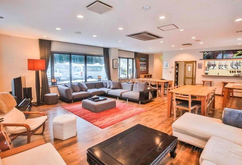Кровать в Общей Комнате, Morino Lodge Hakuba