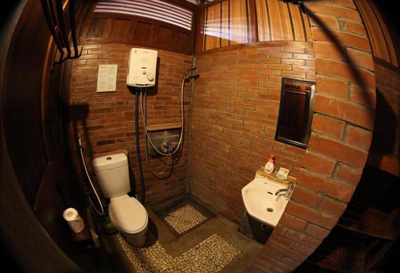 스탠다드 싱글 룸, Omah Garengpoeng