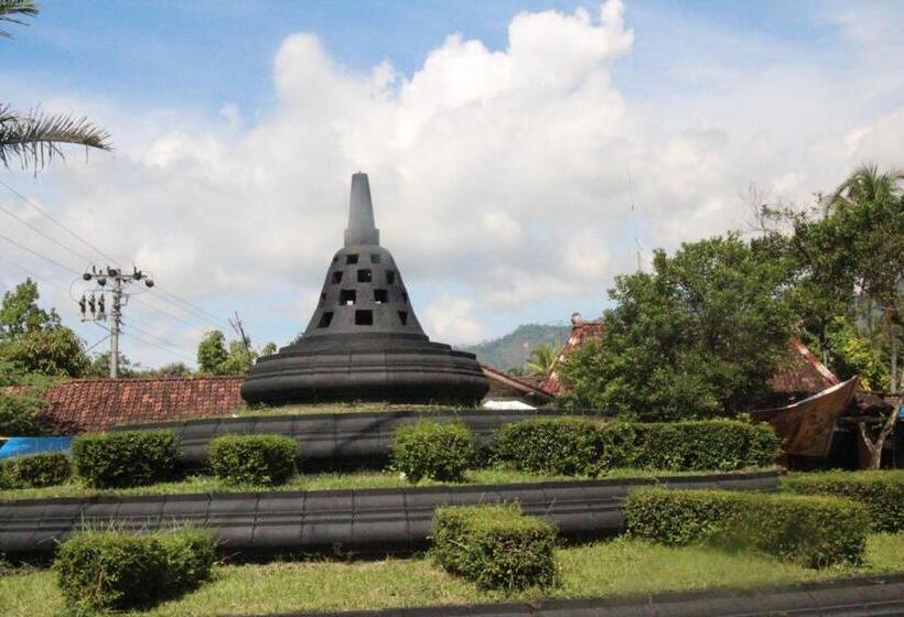 싱글 디럭스 룸, Omah Garengpoeng