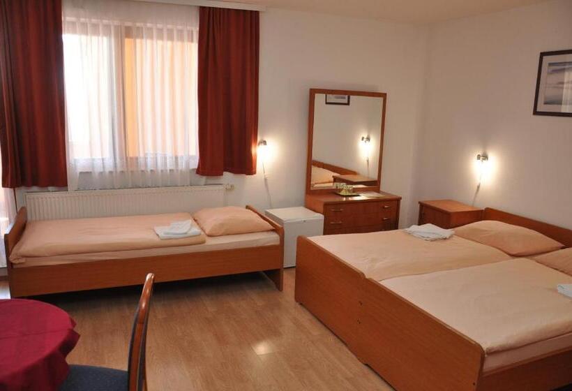 Номер Стандарт Трехместный, Pansion Antonio