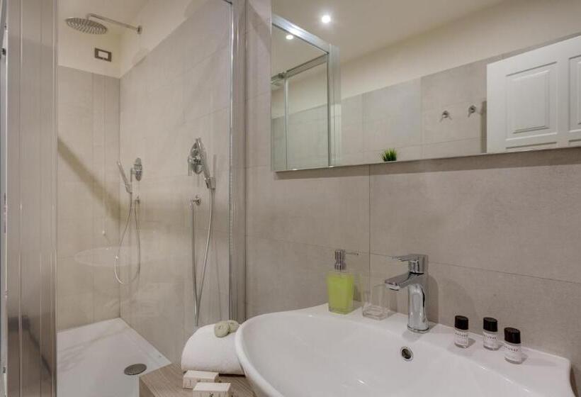 اتاق لوکس چهار تخته, Residenza D'epoca Historia Luxury Boutique