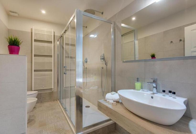 اتاق لوکس چهار تخته, Residenza D'epoca Historia Luxury Boutique