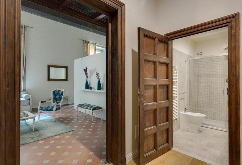 اتاق لوکس چهار تخته, Residenza D'epoca Historia Luxury Boutique