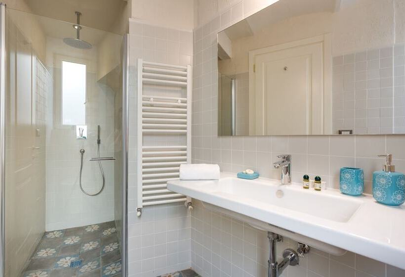 اتاق لوکس چهار تخته, Residenza D'epoca Historia Luxury Boutique