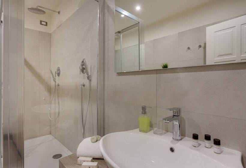 اتاق لوکس چهار تخته, Residenza D'epoca Historia Luxury Boutique