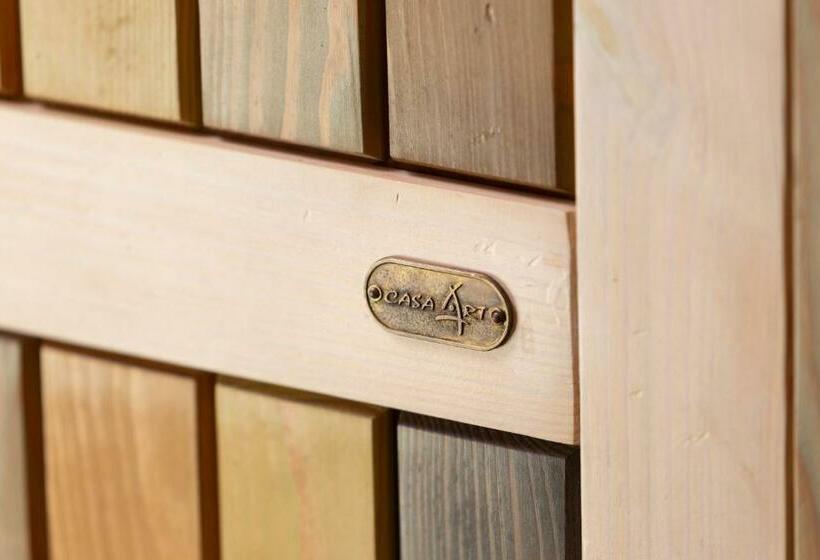 غرفة قياسية, Casa Art