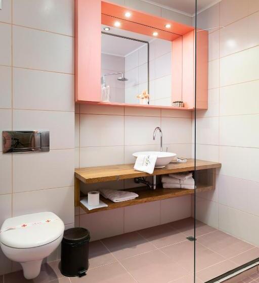 غرفة قياسية, Casa Art