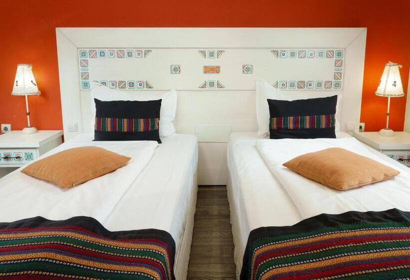 غرفة قياسية, Casa Art