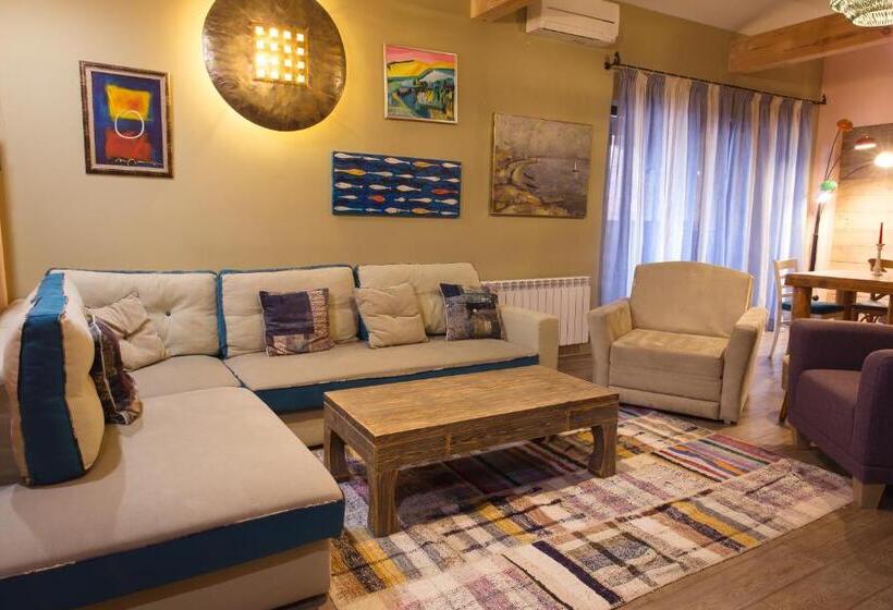 Люкс, Casa Art