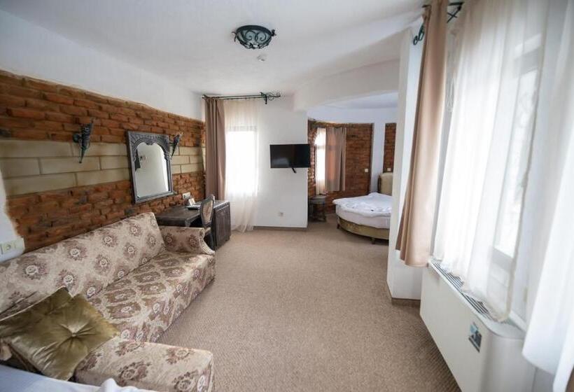 스탠다드 룸 가든 전망, Royal Valentina Castle