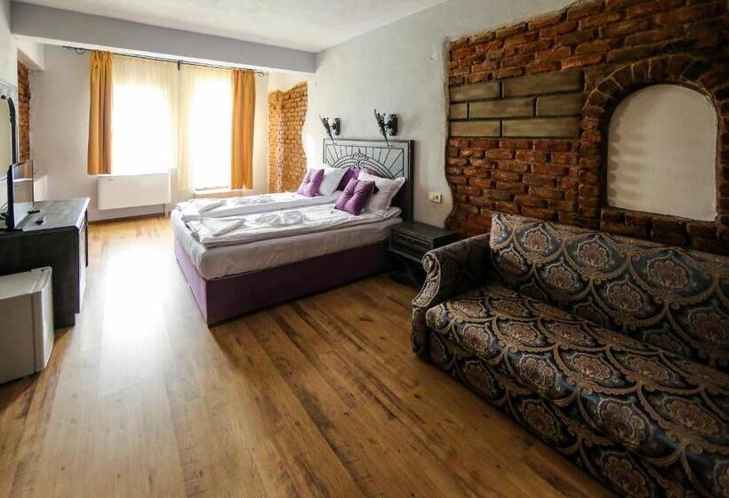 Quarto Estandar Vista Jardim, Royal Valentina Castle