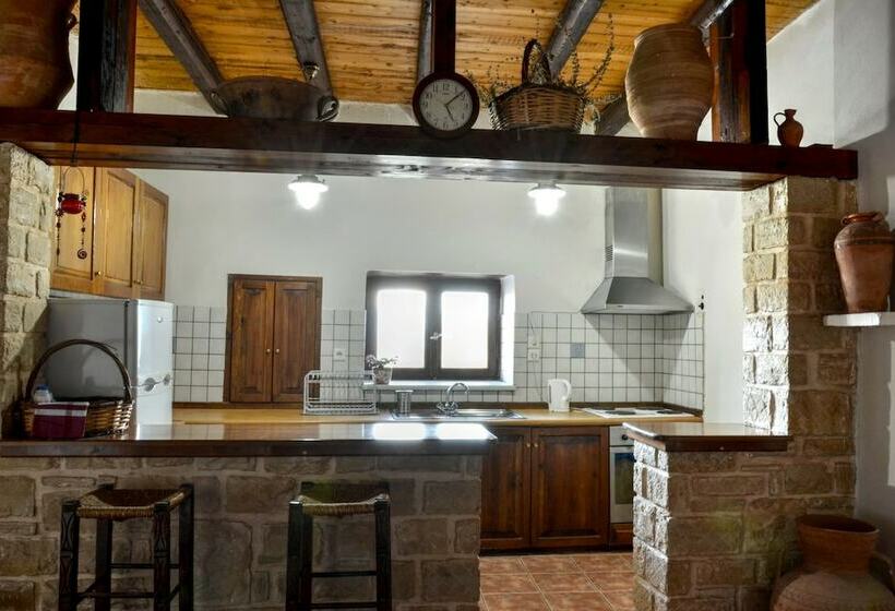 Дом 2 Спальни, Anna Malai Traditional Cretan Villa