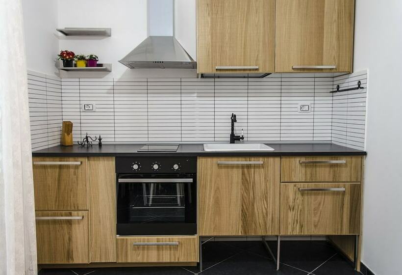 آپارتمان اجرایی 1 خوابه, Maria Vittoria Charming Rooms And Apartments