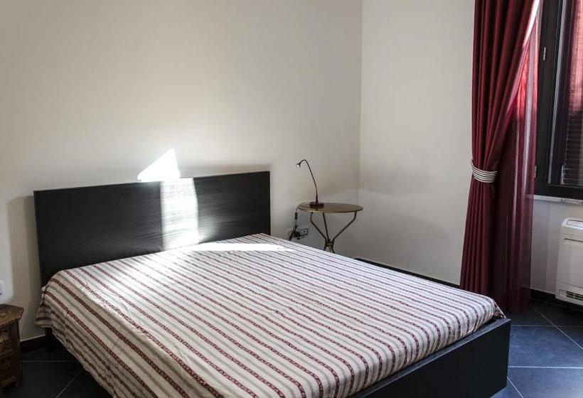 آپارتمان اجرایی 1 خوابه, Maria Vittoria Charming Rooms And Apartments