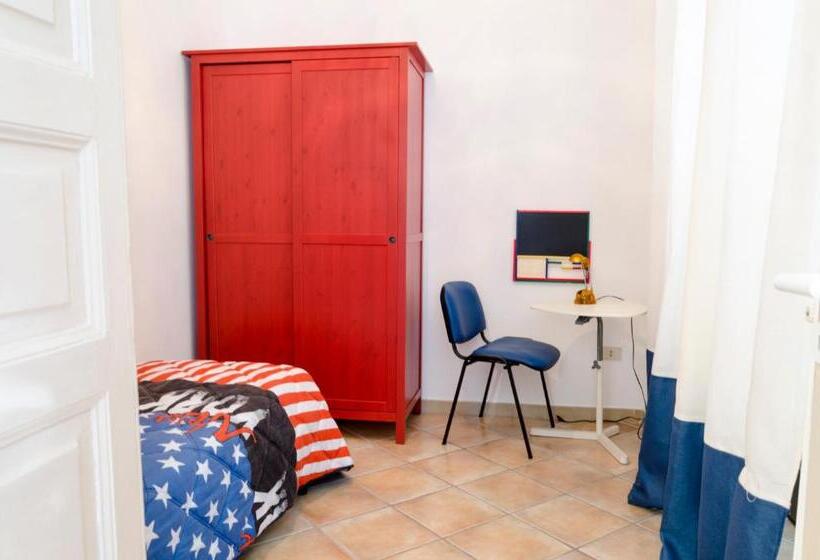 آپارتمان سلطنتی 1 خوابه, Maria Vittoria Charming Rooms And Apartments