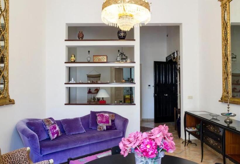 آپارتمان سلطنتی 1 خوابه, Maria Vittoria Charming Rooms And Apartments