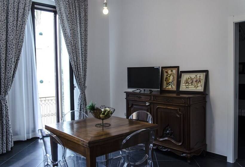 آپارتمان سوپریور 1 خوابه, Maria Vittoria Charming Rooms And Apartments