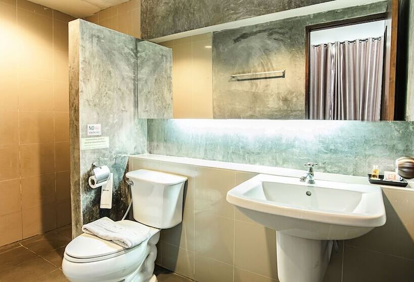 Номер Deluxe, B2 Green Boutique & Budget