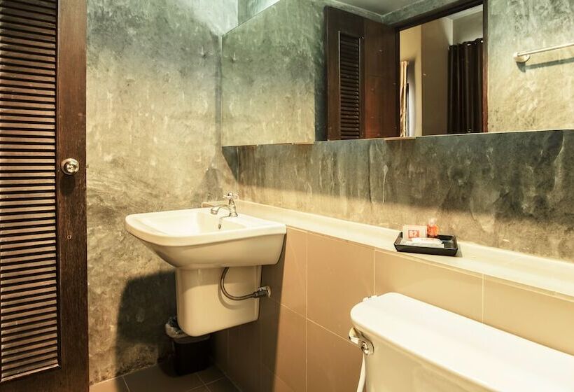 Номер Deluxe, B2 Green Boutique & Budget