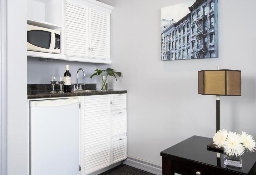 スーペリアースイート, Retro Suites