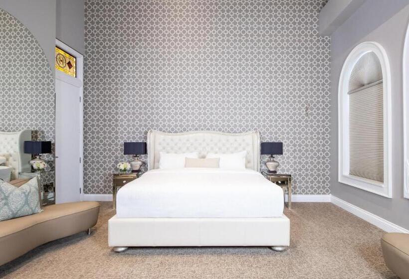 プレジデントスイートルーム, Retro Suites