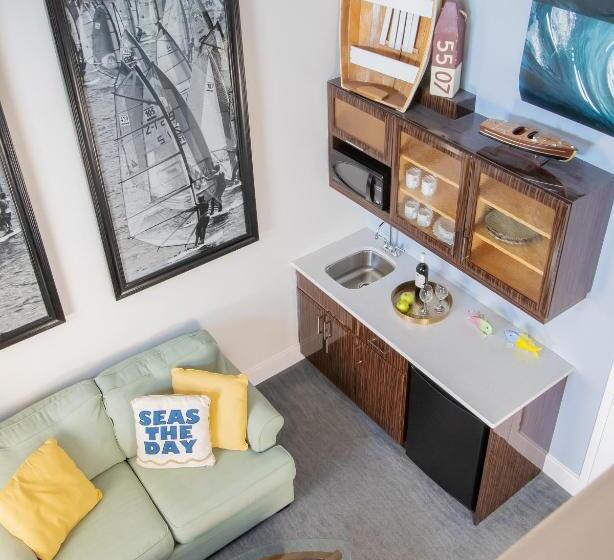 スイート, Retro Suites