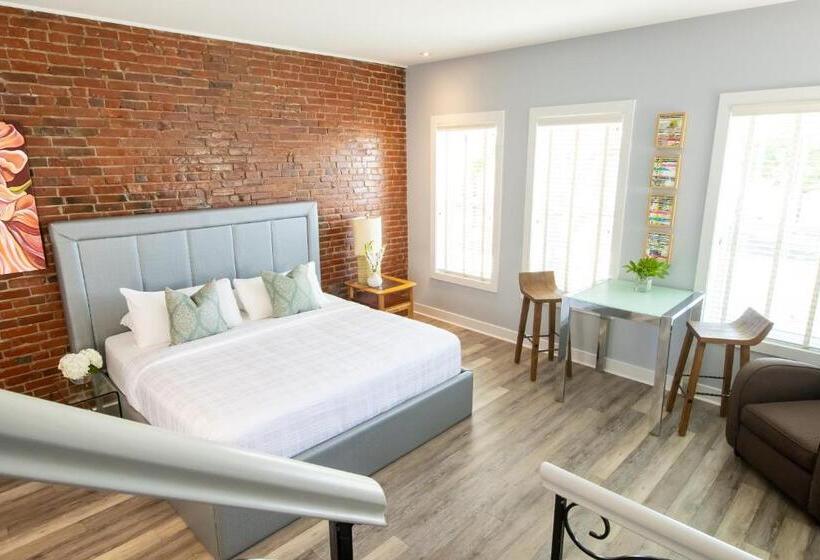 プレミアムルーム, Retro Suites