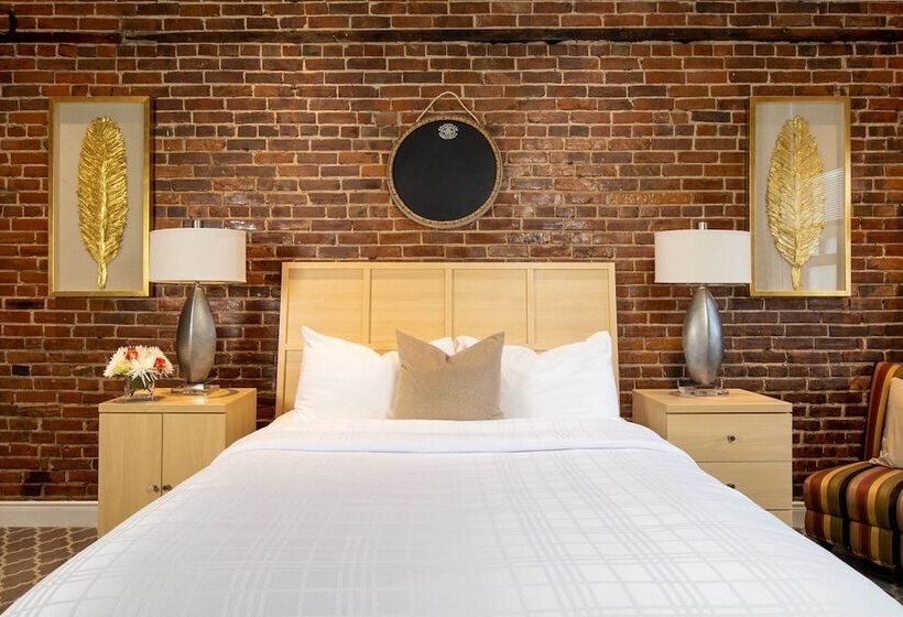 プレミアムルーム, Retro Suites