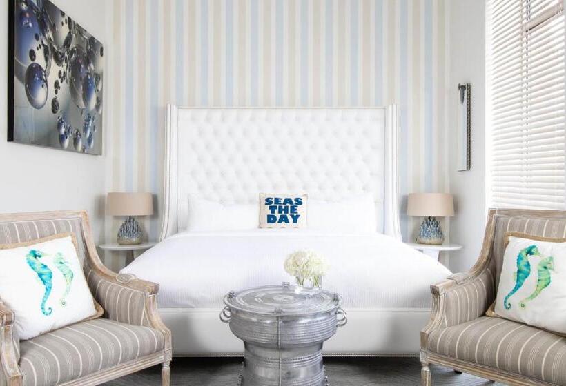 プレミアムスイート, Retro Suites