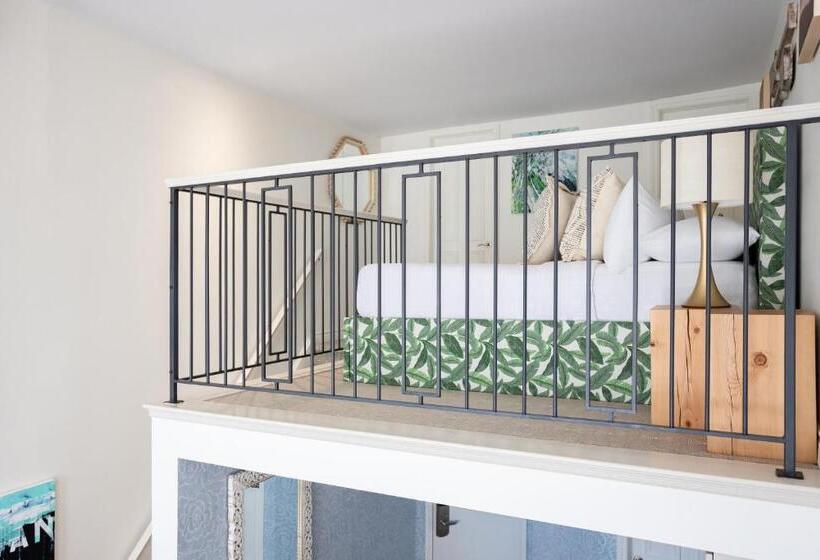 スイート, Retro Suites