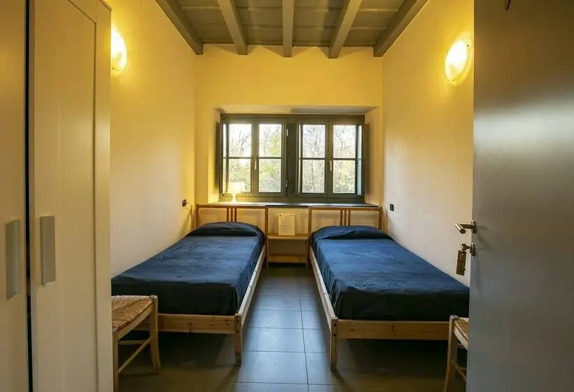 اتاق استاندارد با سرویس بهداشتی مشترک, B&b E Ostello, Parco Di Monza, Cascina Costa Alta