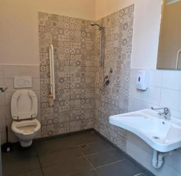تختخواب در اتاق مشترک, B&b E Ostello, Parco Di Monza, Cascina Costa Alta