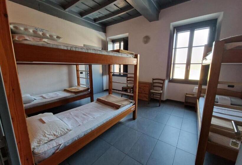 تختخواب در اتاق مشترک, B&b E Ostello, Parco Di Monza, Cascina Costa Alta