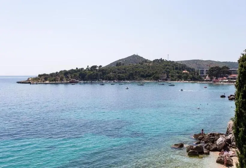 آپارتمان 1 خوابه با تراس, Apartments Villa Mirjana
