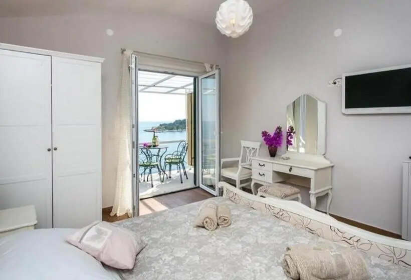 آپارتمان 2 خوابه با چشم‌انداز دریا, Apartments Villa Mirjana