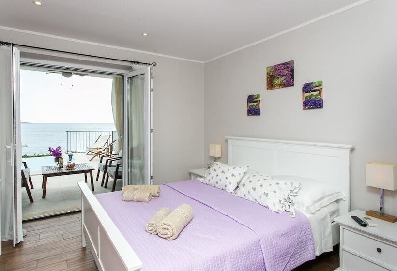 海の見えるスタンダードスタジオ, Apartments Villa Mirjana