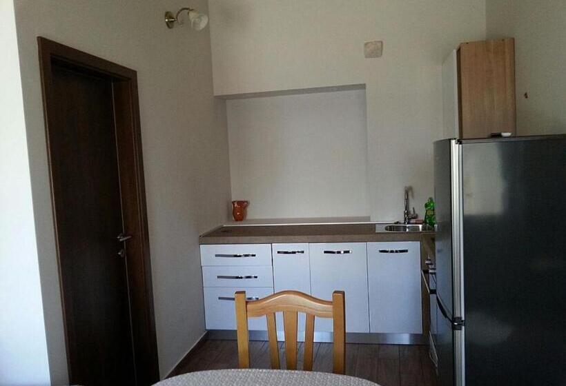 サイドシービュー１ベッドルームアパートメント, Apartments Villa Mirjana