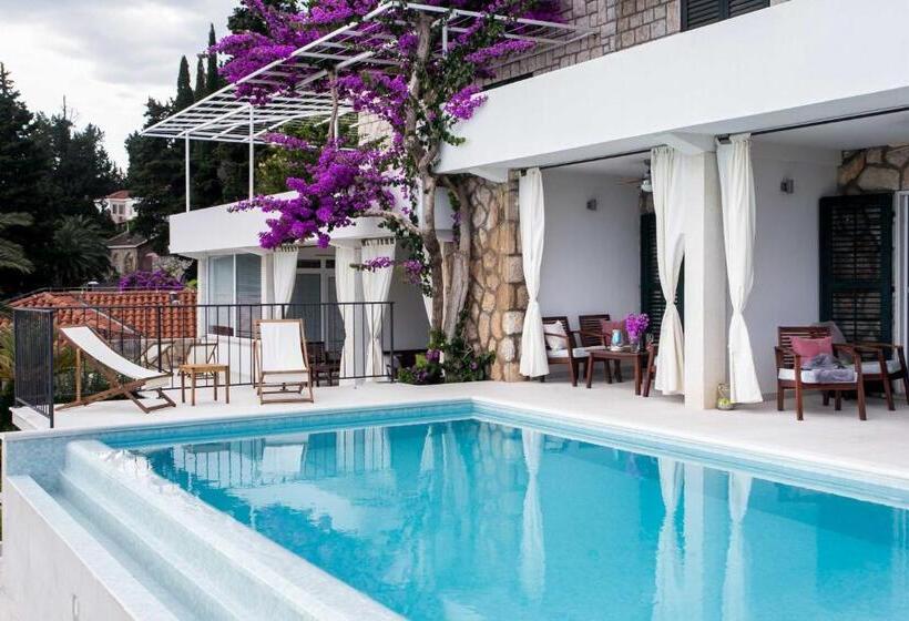 Апартаменты 2 Спальни Вид на Море, Apartments Villa Mirjana