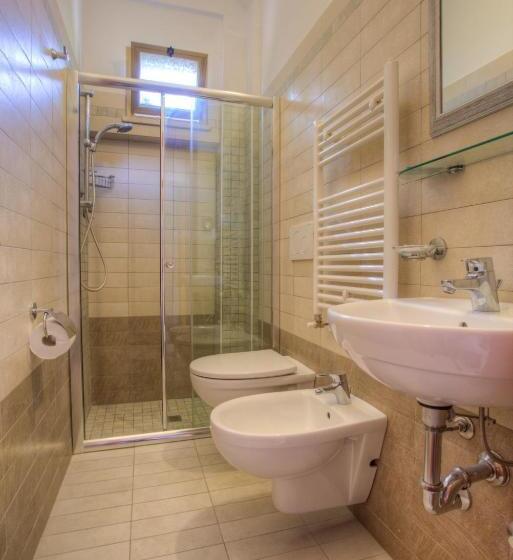 バルコニー付きスタンダードルーム, Albergo Villa Lucia