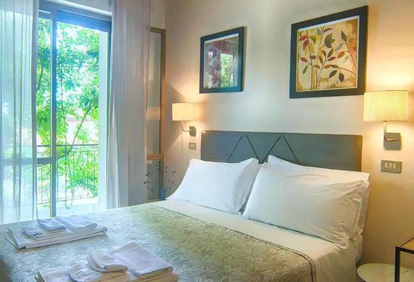 バルコニー付きスタンダードルーム, Albergo Villa Lucia