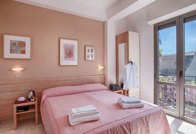스탠다드 발코니 룸, Albergo Villa Lucia