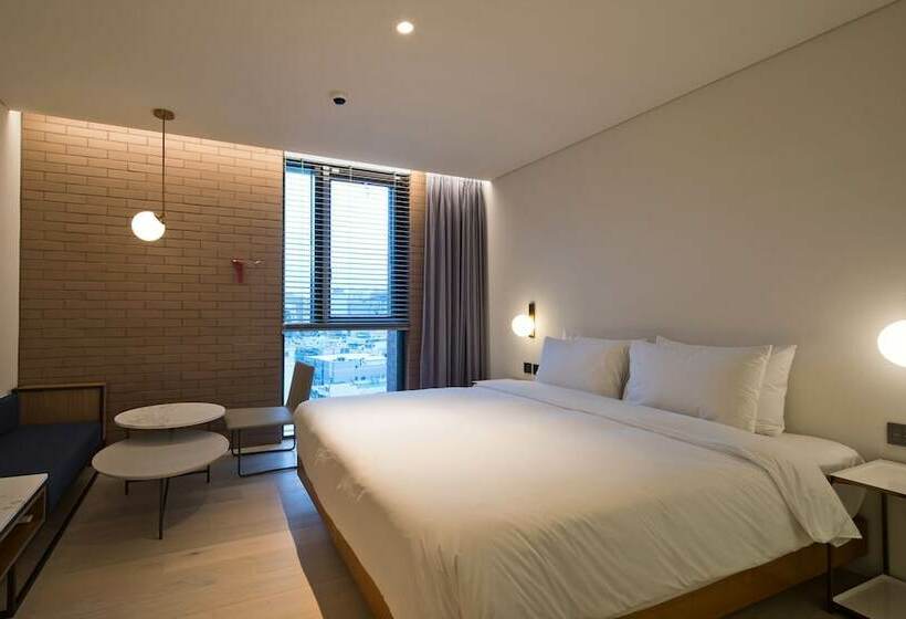 اتاق استاندارد, Busan Cont