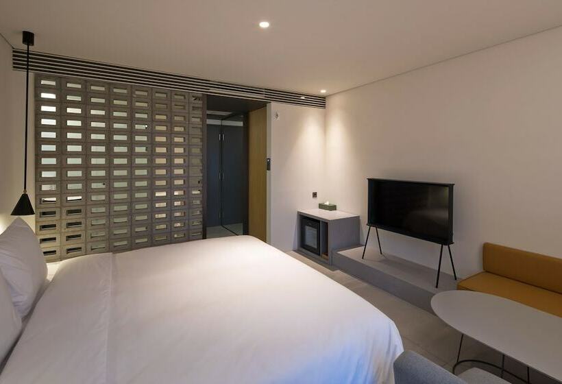 اتاق استاندارد, Busan Cont