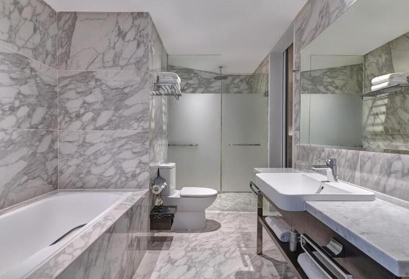 جناح, Element Kuala Lumpur