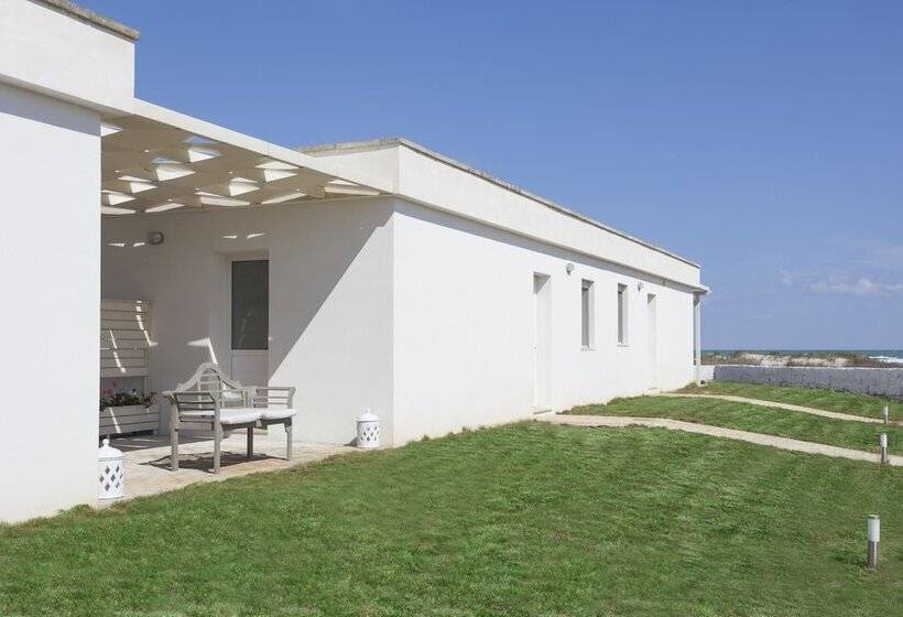 اتاق استاندارد سه نفره, Spiaggiabella Resort